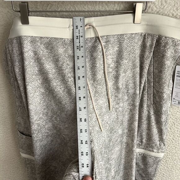 Athleta Venture Printed Pants Womens Size 24 Viper Grey - Picture 6 of 10